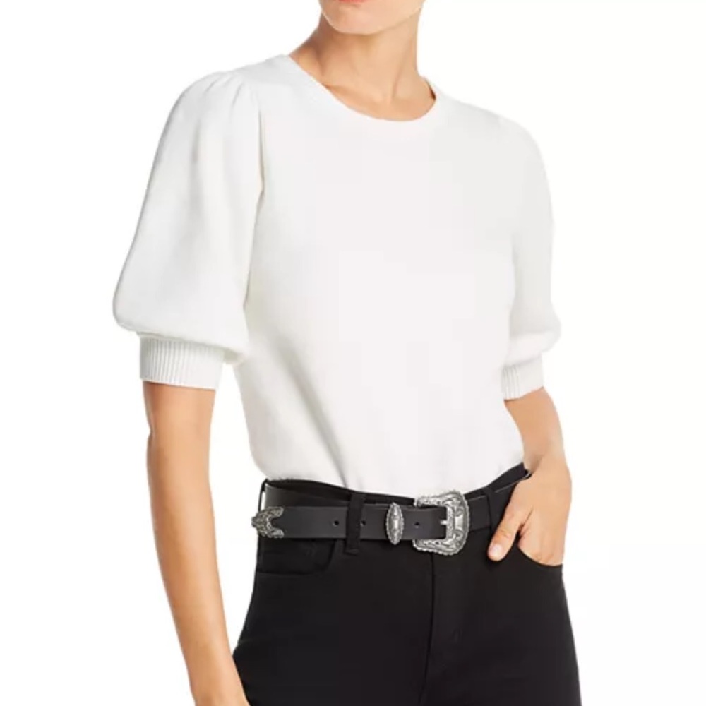 Lini puff sleeve sweater size small